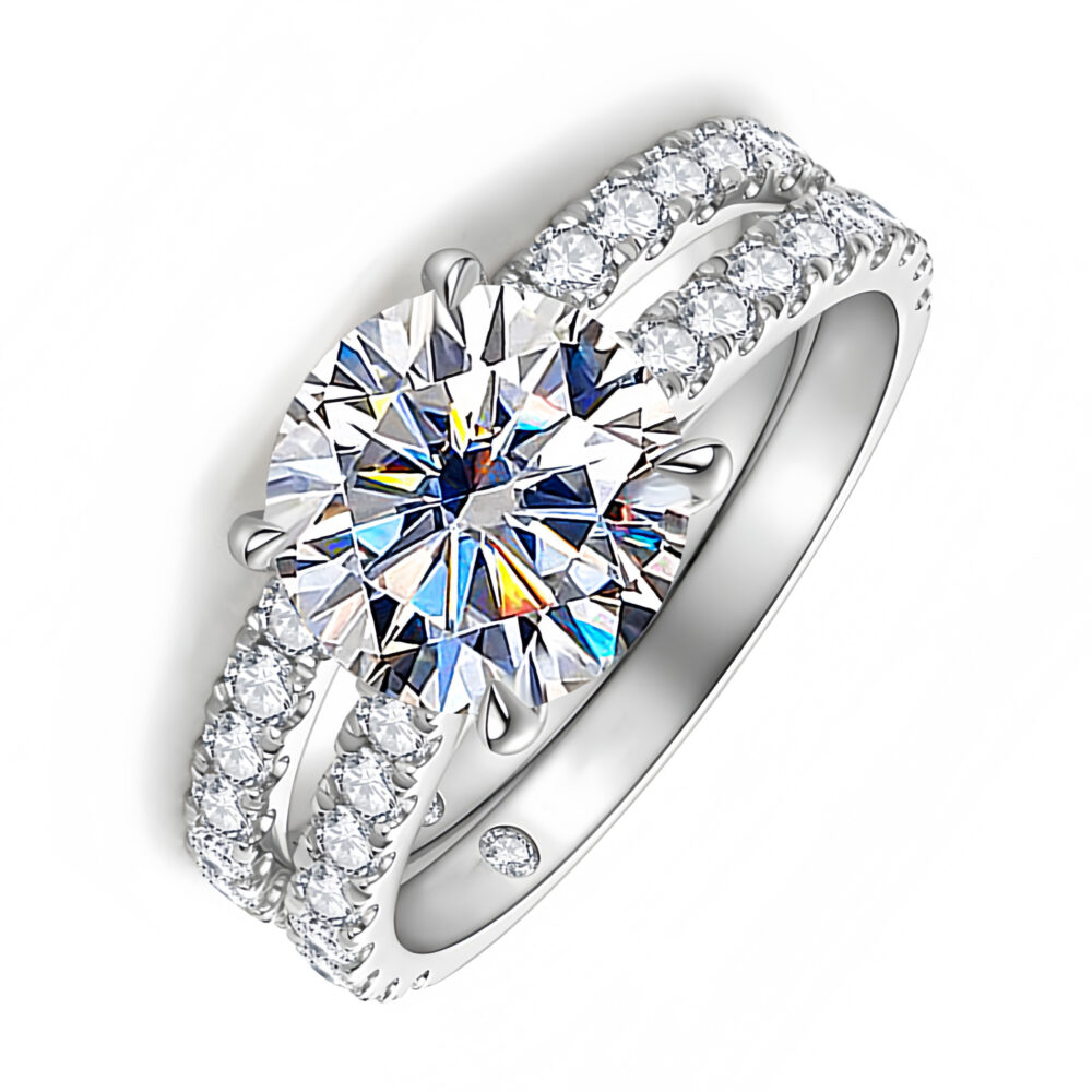 Luxurious double row diamond rings bloom with brilliant light