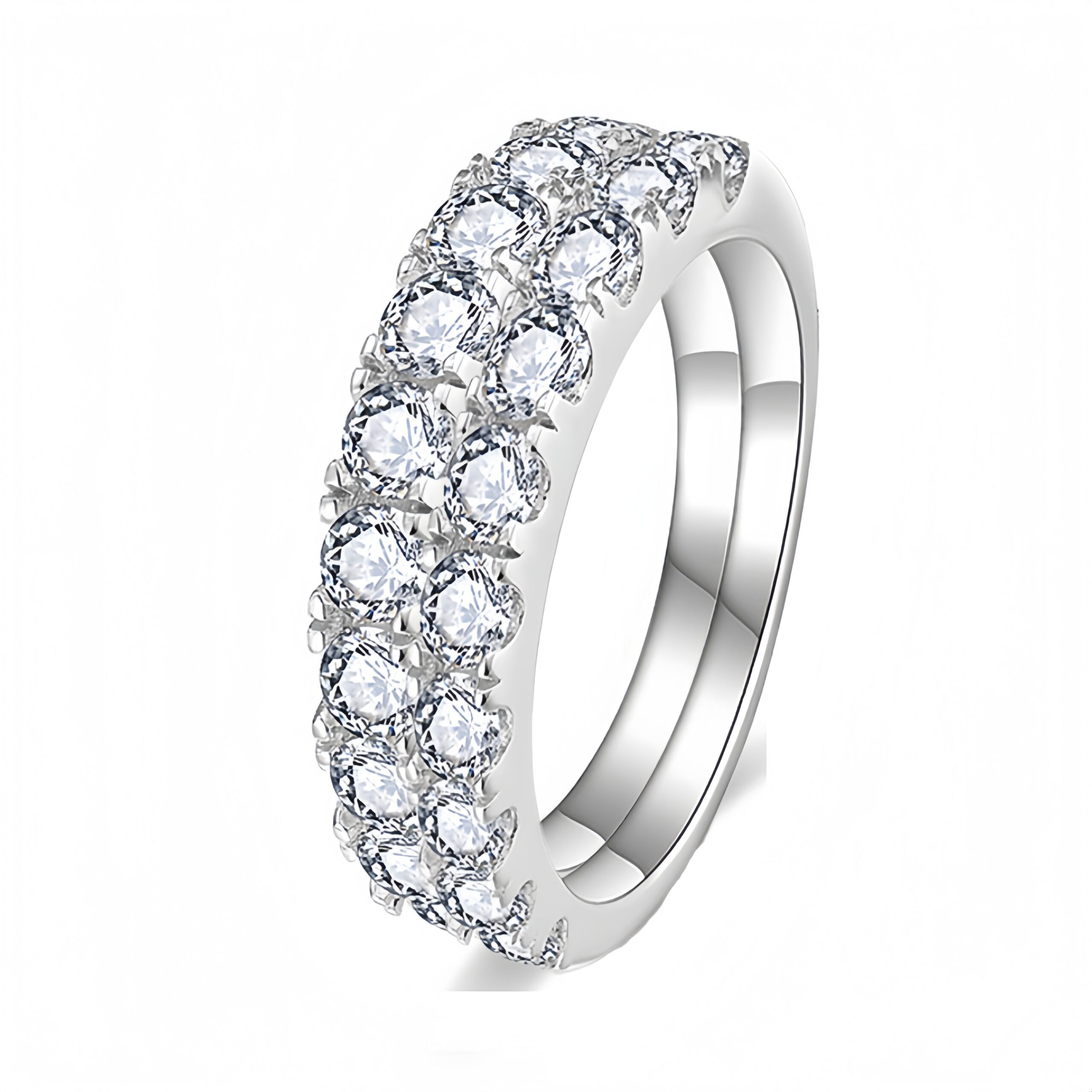 Luxurious diamond elegant ring