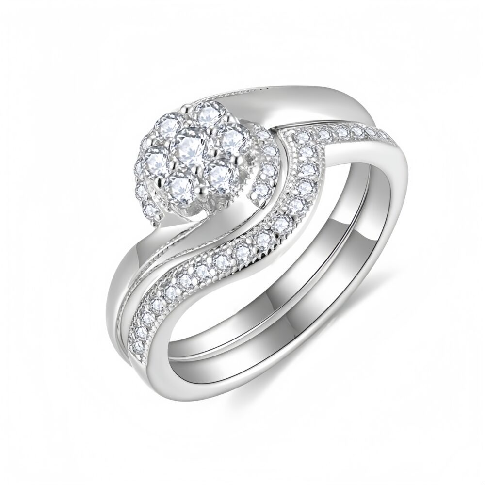 Flower-shaped diamond ring set