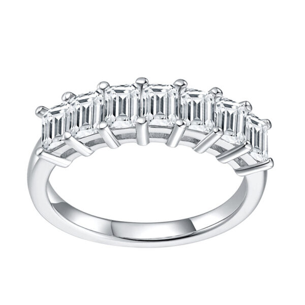 STRAIGHT DIAMOND BAGUETTE WEDDING BAND - JULIA BAND