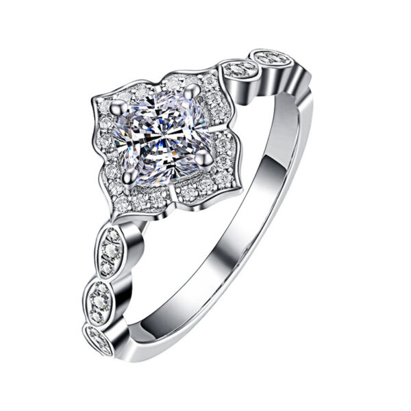 UNIQUE STAR-LIKE DIAMOND HALO ENGAGEMENT RING - SABRINA