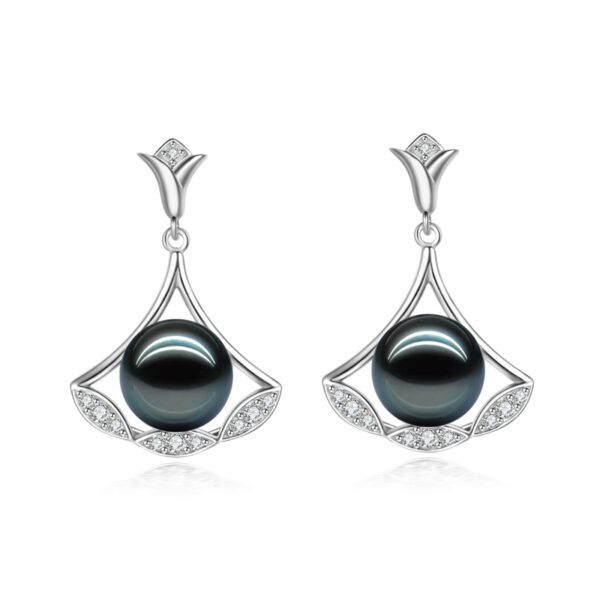 Luxe Black Pearl Drops