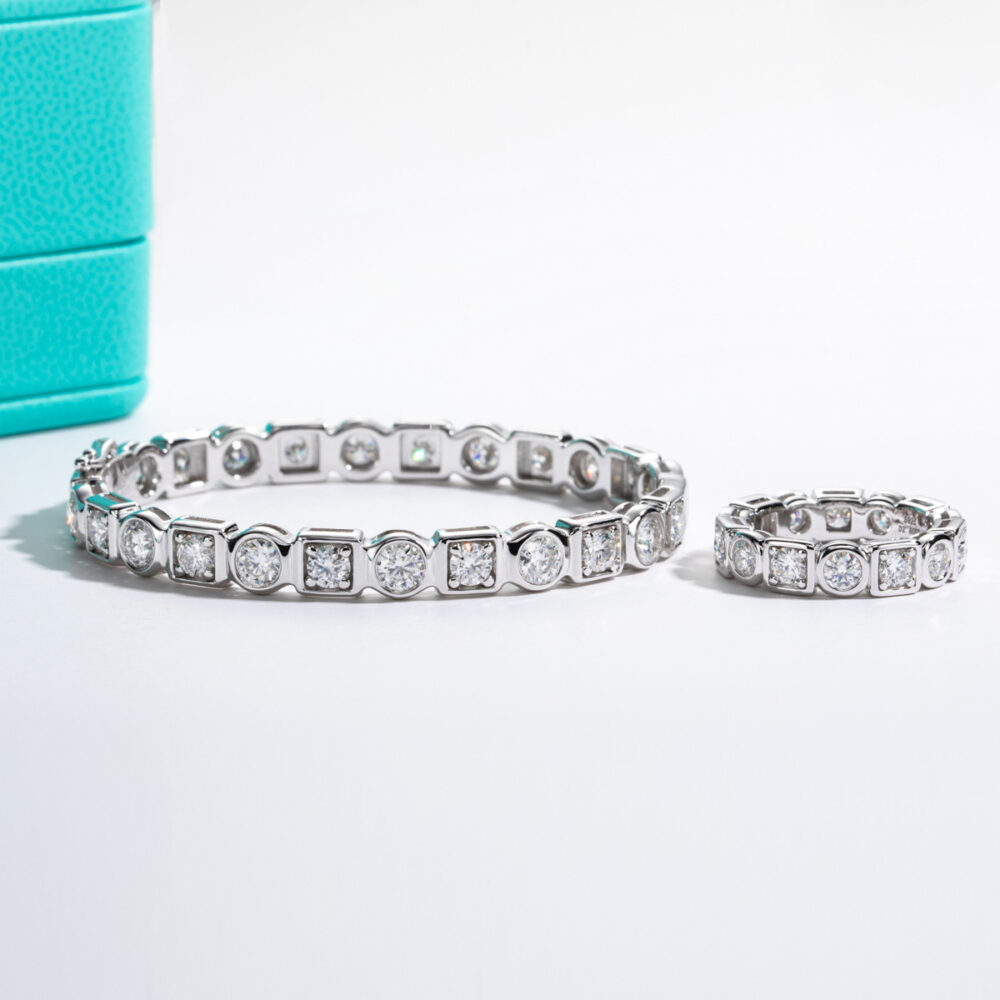 Starry Bright Diamond Elegant Bracelet - Image 3
