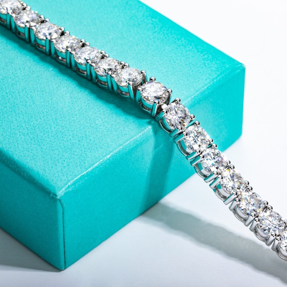 Star surround diamond bracelet - Image 3